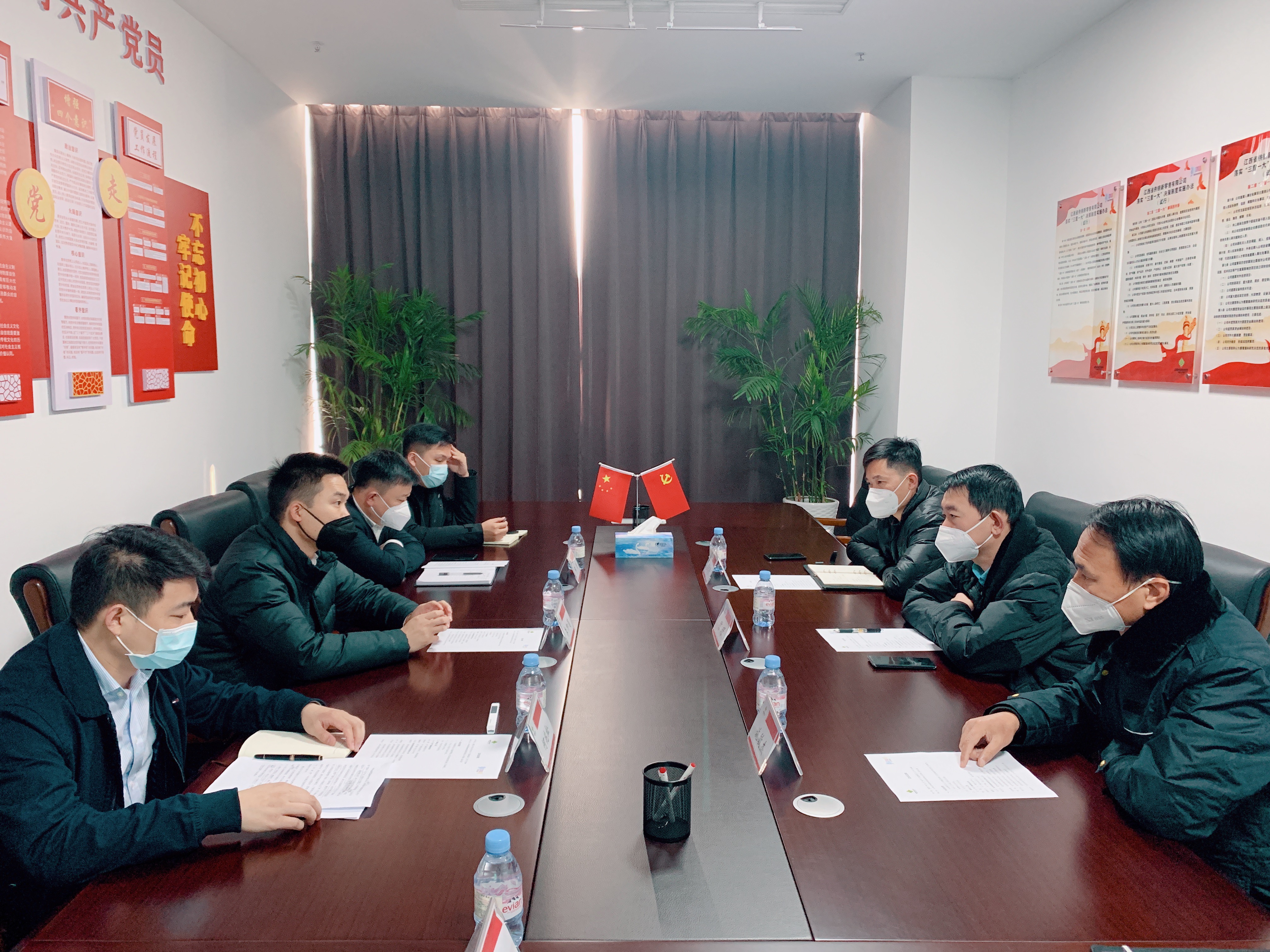 陈璟一行到新零售公司调研座谈